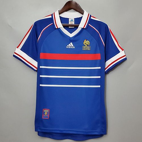 لباس کلاسیک 1998 فرانسه